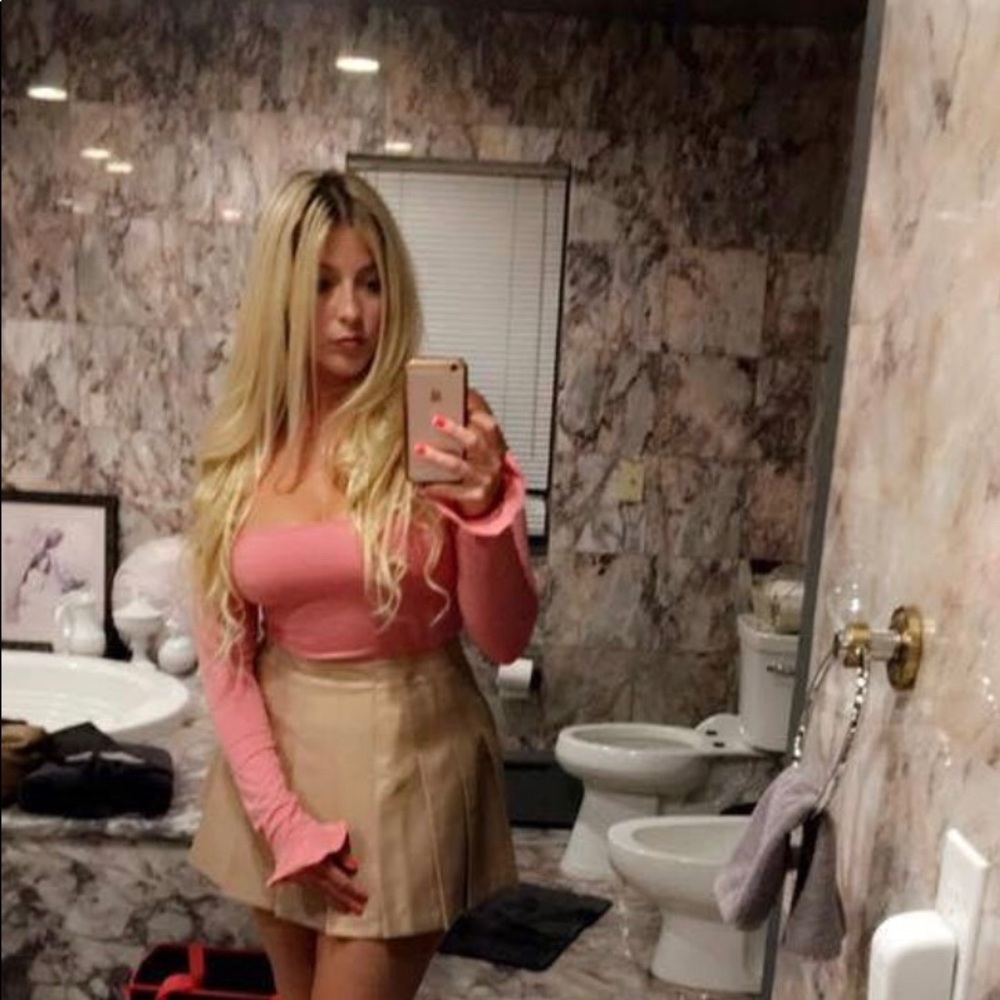 Meet your Posher, Taylor